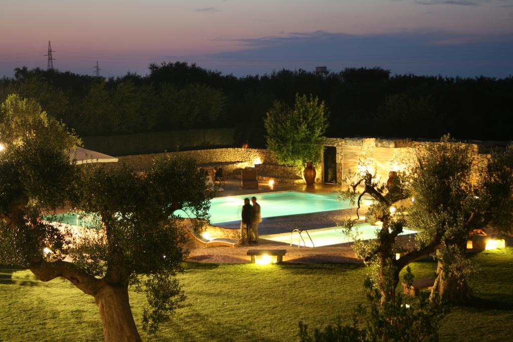 Casina Dei Preti Villa Конверсано Екстериор снимка
