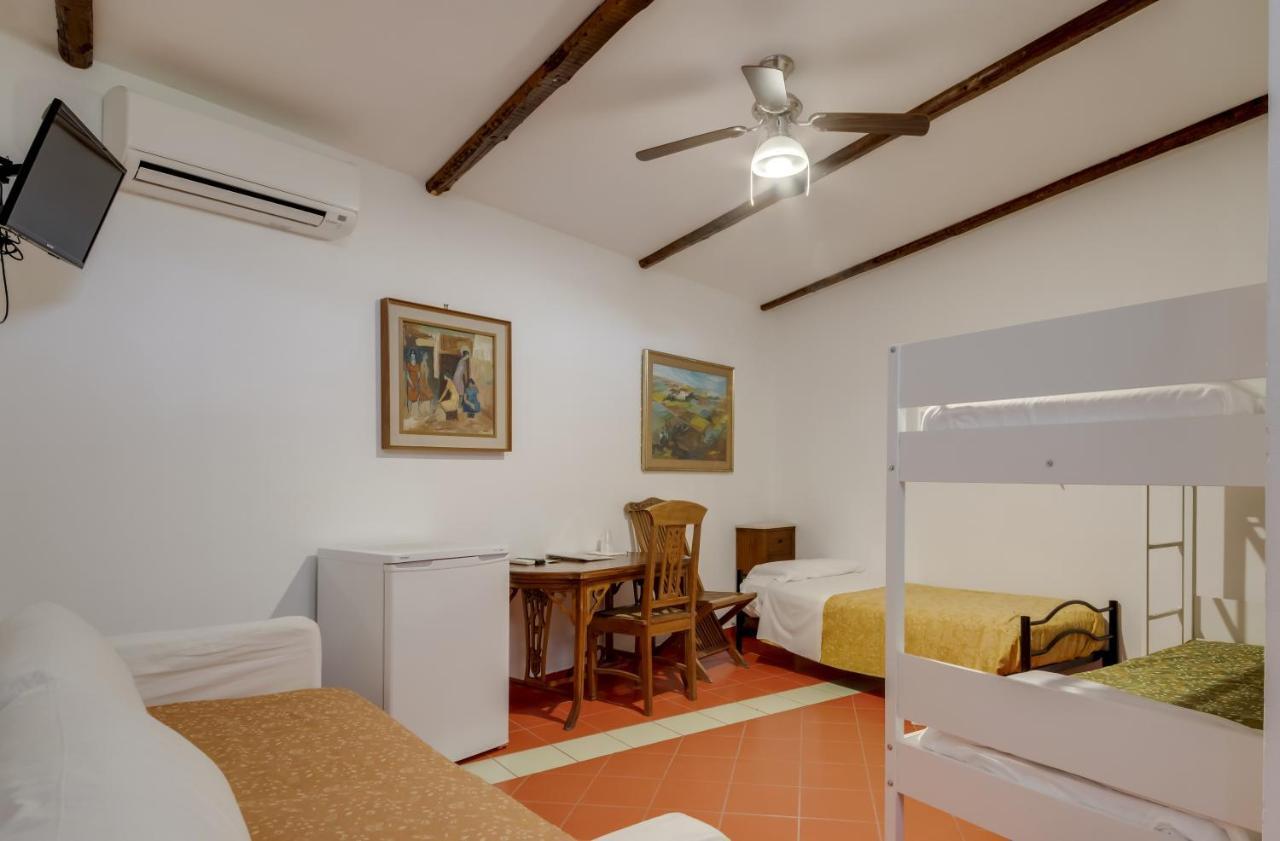 Casina Dei Preti Villa Конверсано Екстериор снимка